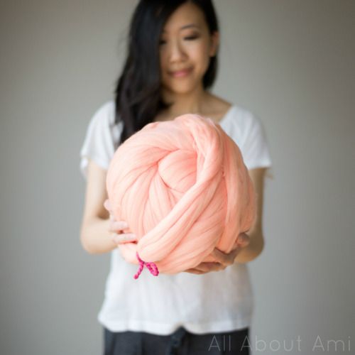 Объемный коврик крючком-пряжа