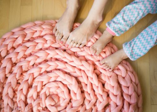 Объемный коврик крючком своими руками